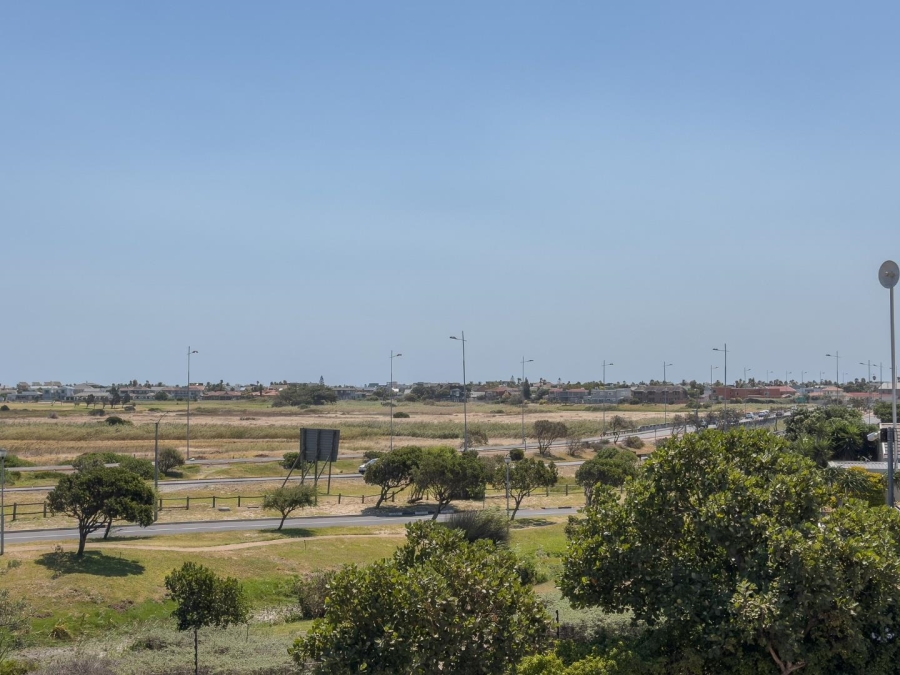 3 Bedroom Property for Sale in Royal Ascot Western Cape